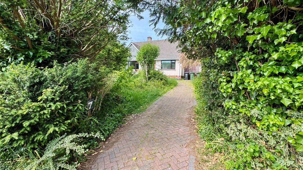 Property photo 3 of 10 1A.Jpg