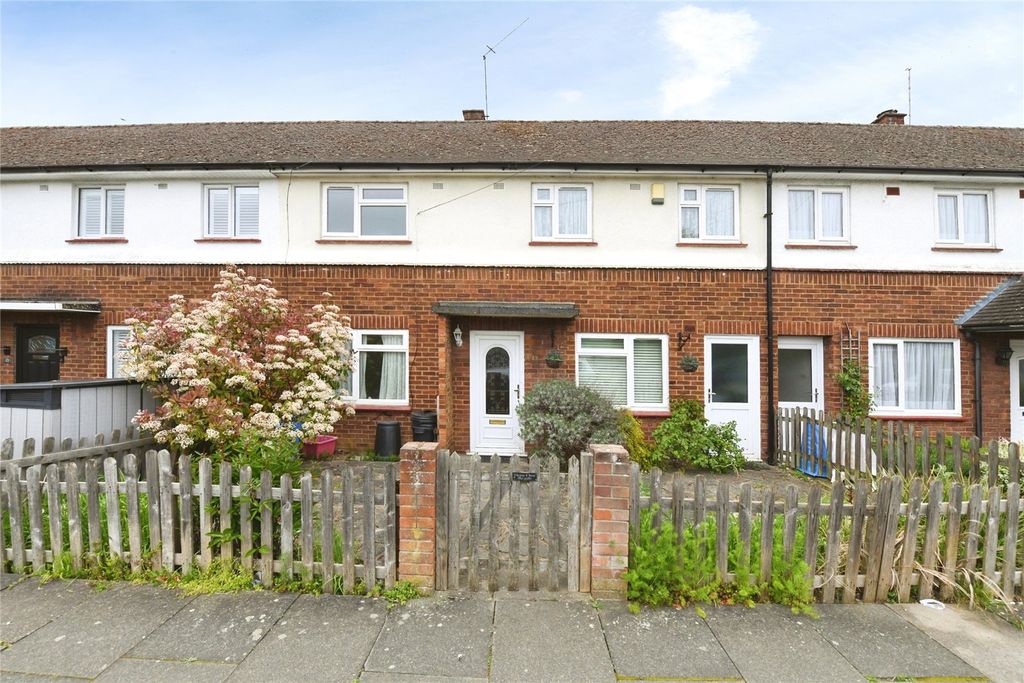 Property photo 1 of 17 External