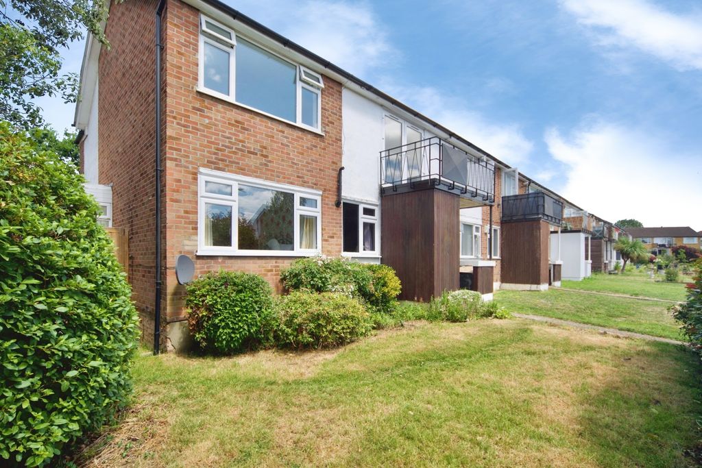 Property photo 2 of 10 Pbox-Img.Jpg