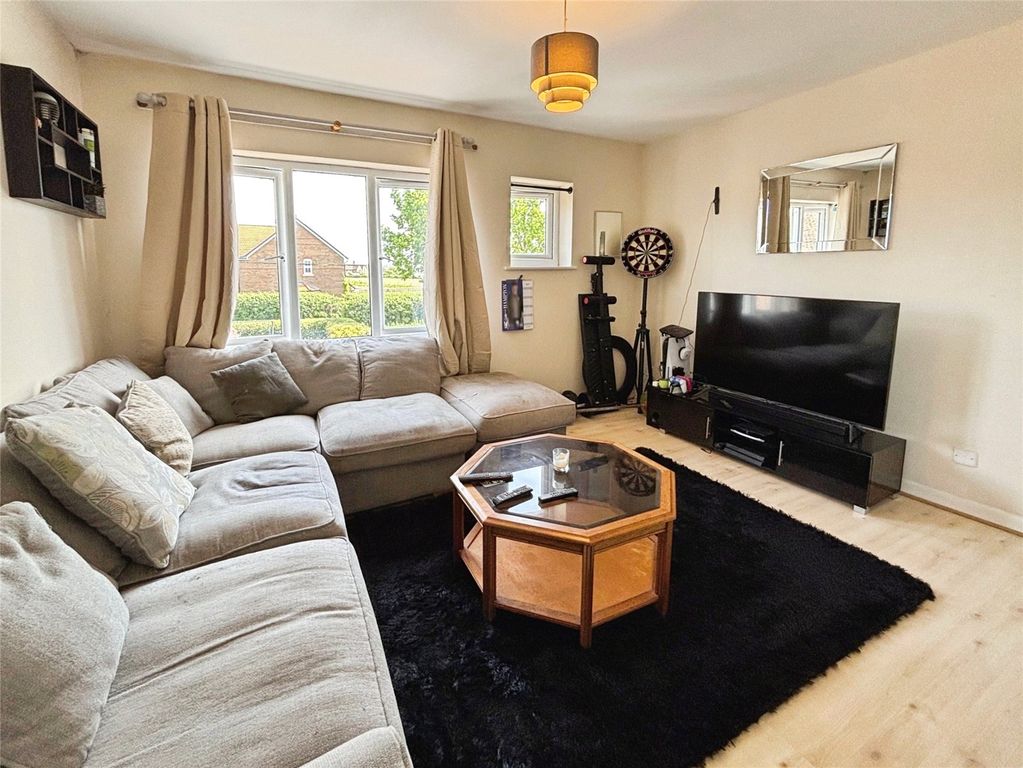 Property photo 3 of 14 Picture No. 18