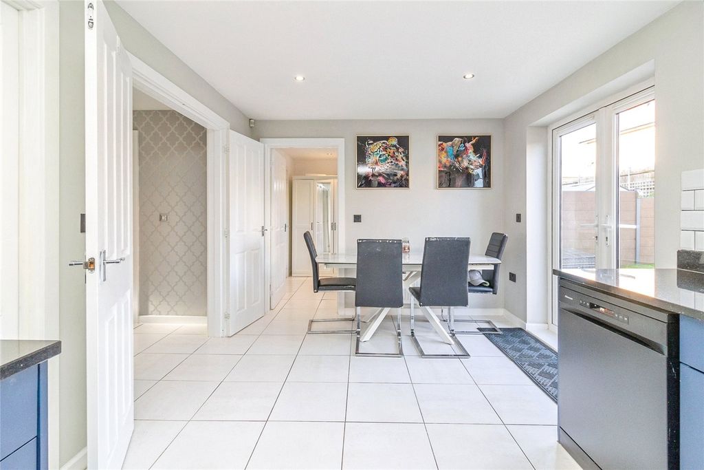 Property photo 3 of 24 Picture No. 07