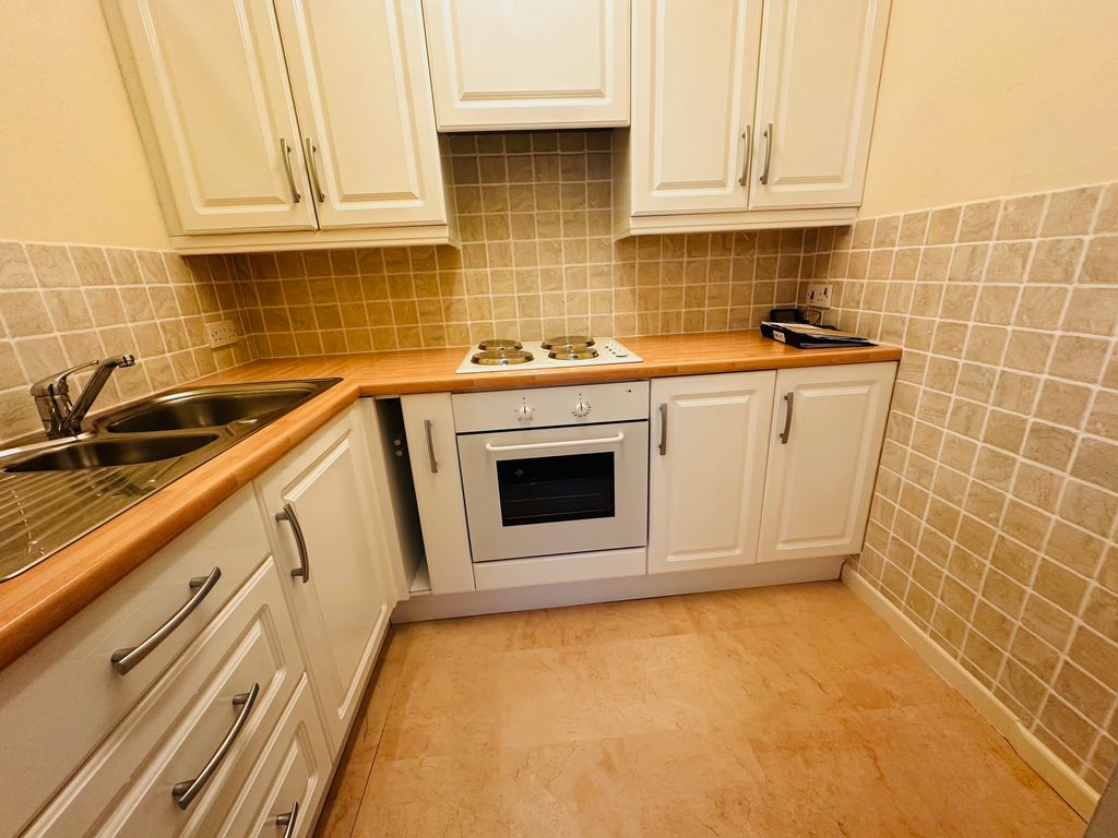 Property photo 2 of 22 Image