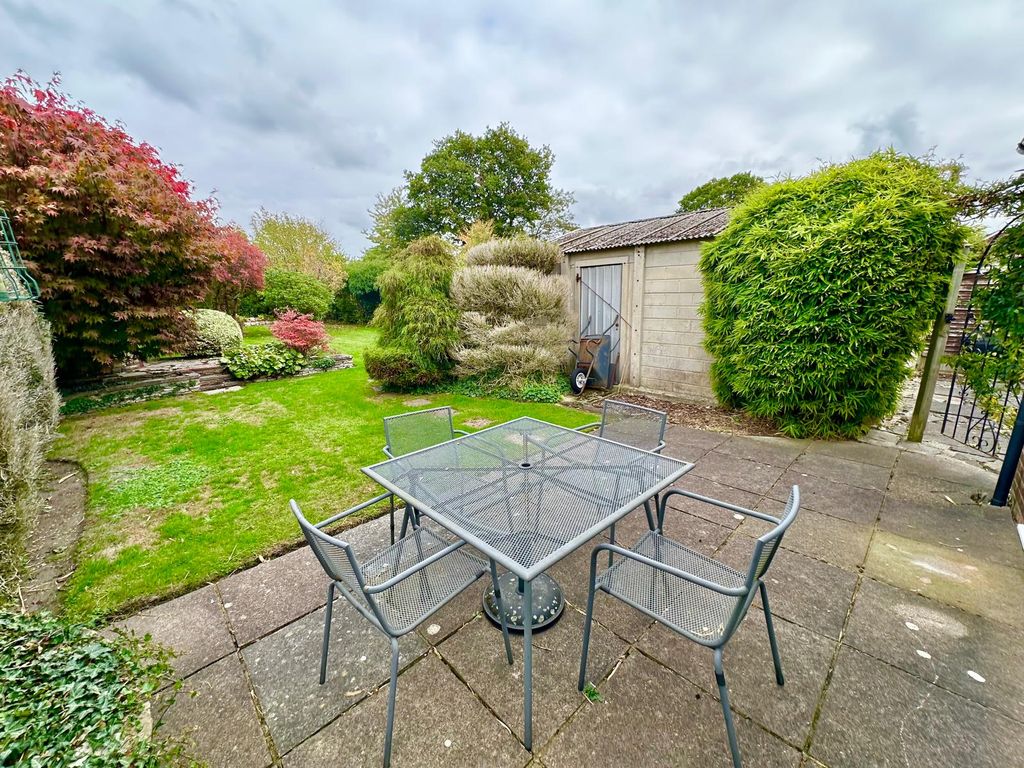 Property photo 2 of 17 Img-20251019-Wa0027