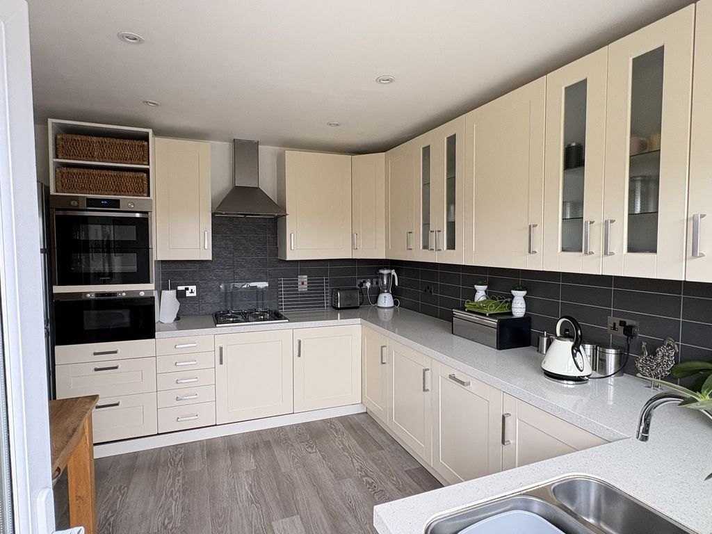 Property photo 3 of 24 Not Specified