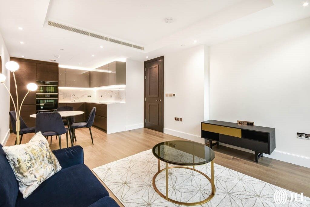 Property photo 1 of 11 8