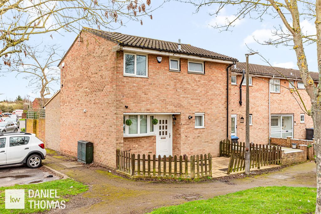 Property photo 1 of 22