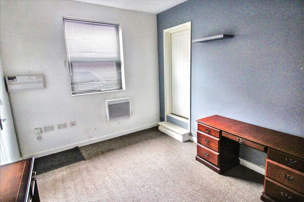 Property photo 2 of 4 Lounge