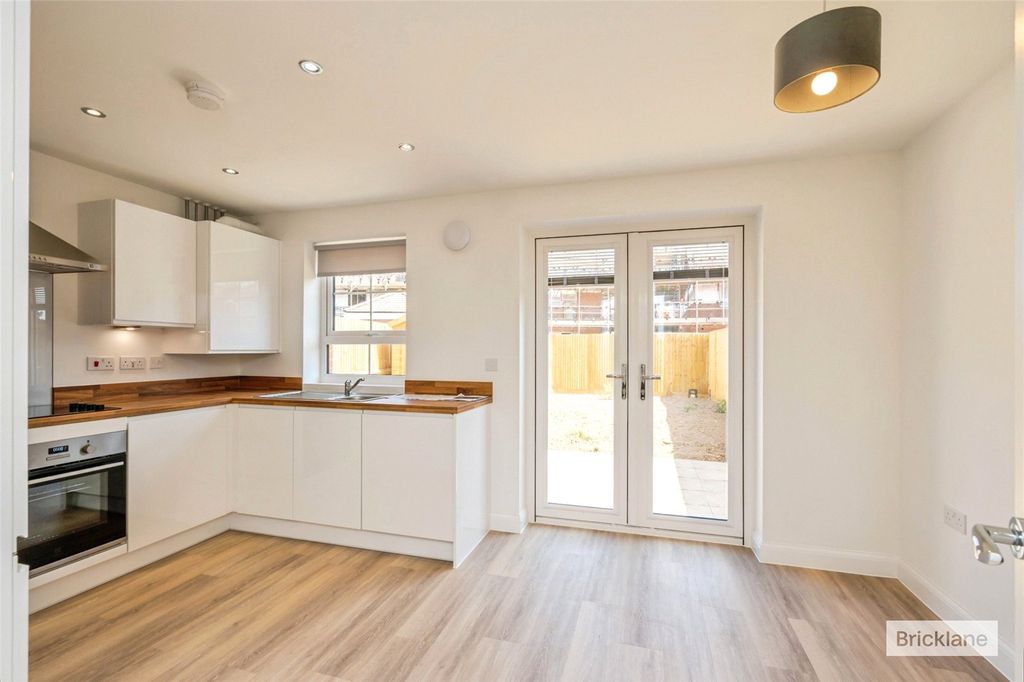 Property photo 2 of 14 Picture No. 09