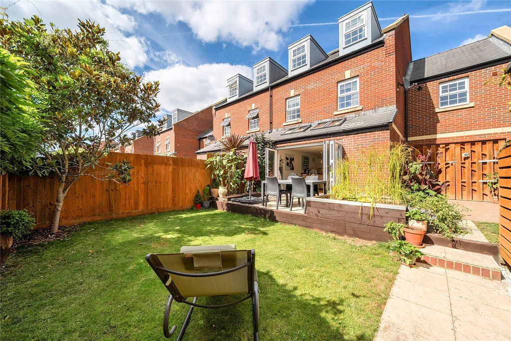 Property photo 1 of 11 Rear External