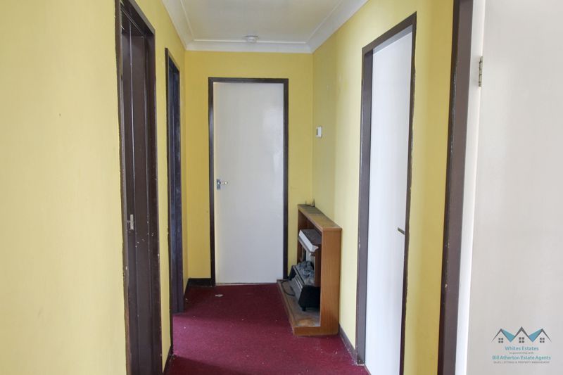 Property photo 3 of 10 Photo 2