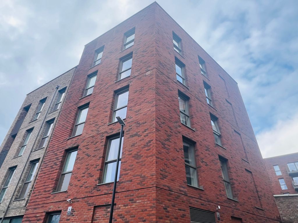 Property photo 1 of 14 Exterior