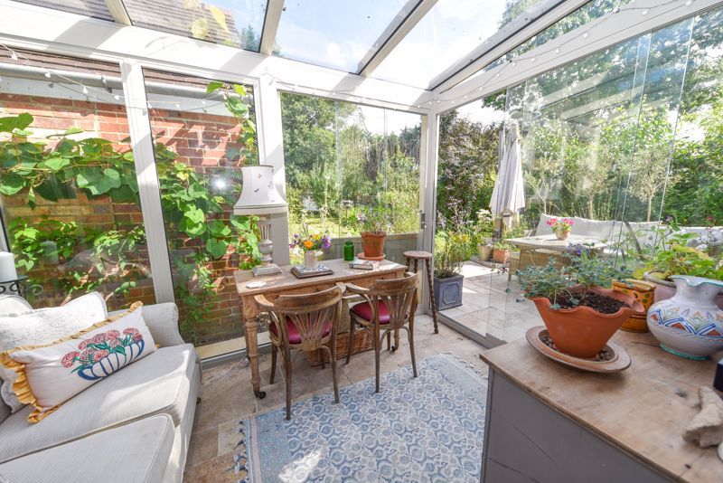 Property photo 3 of 19 Photo 10