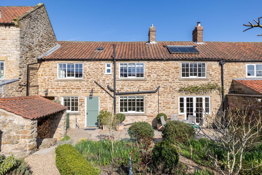 Property photo 2 of 30 Photo 2