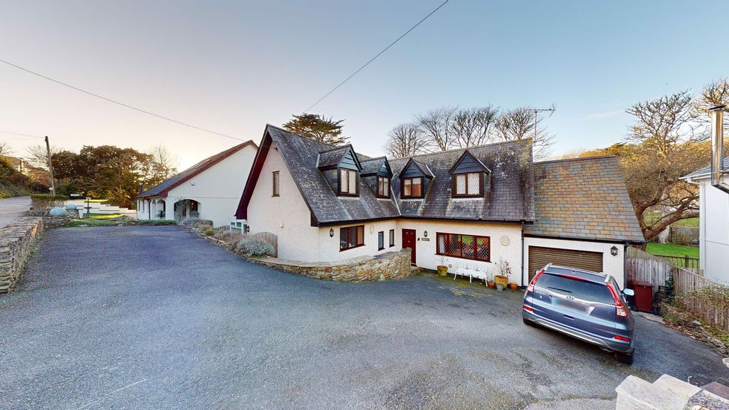 Property photo 2 of 33 External