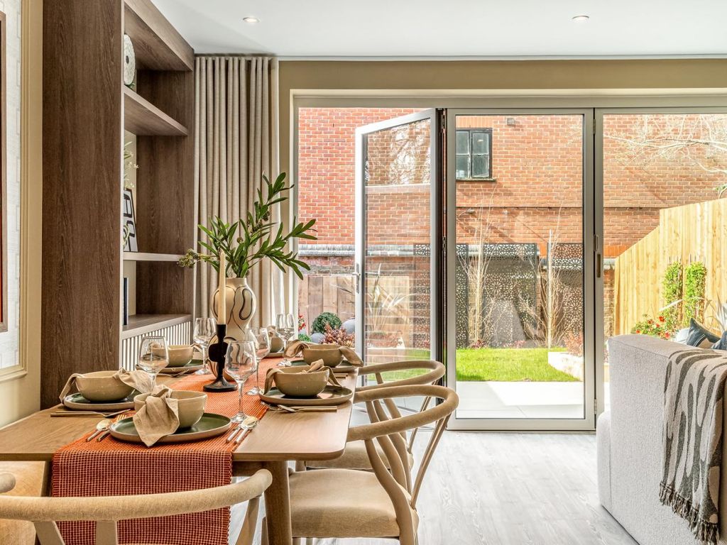 Property photo 3 of 31 The Elm, Number 27