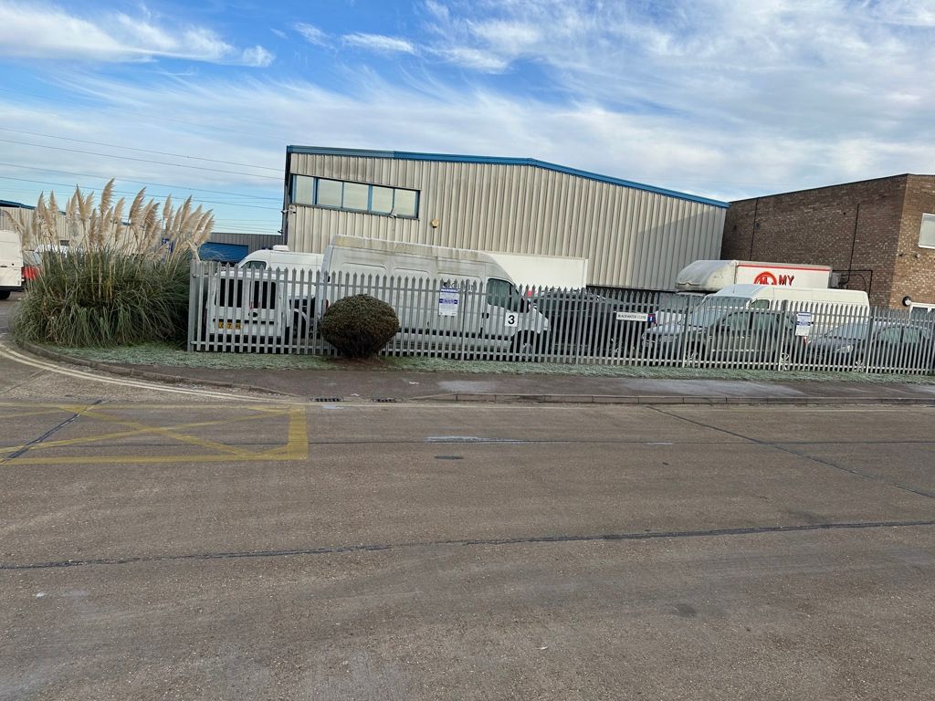 Property photo 2 of 3 Photo 4