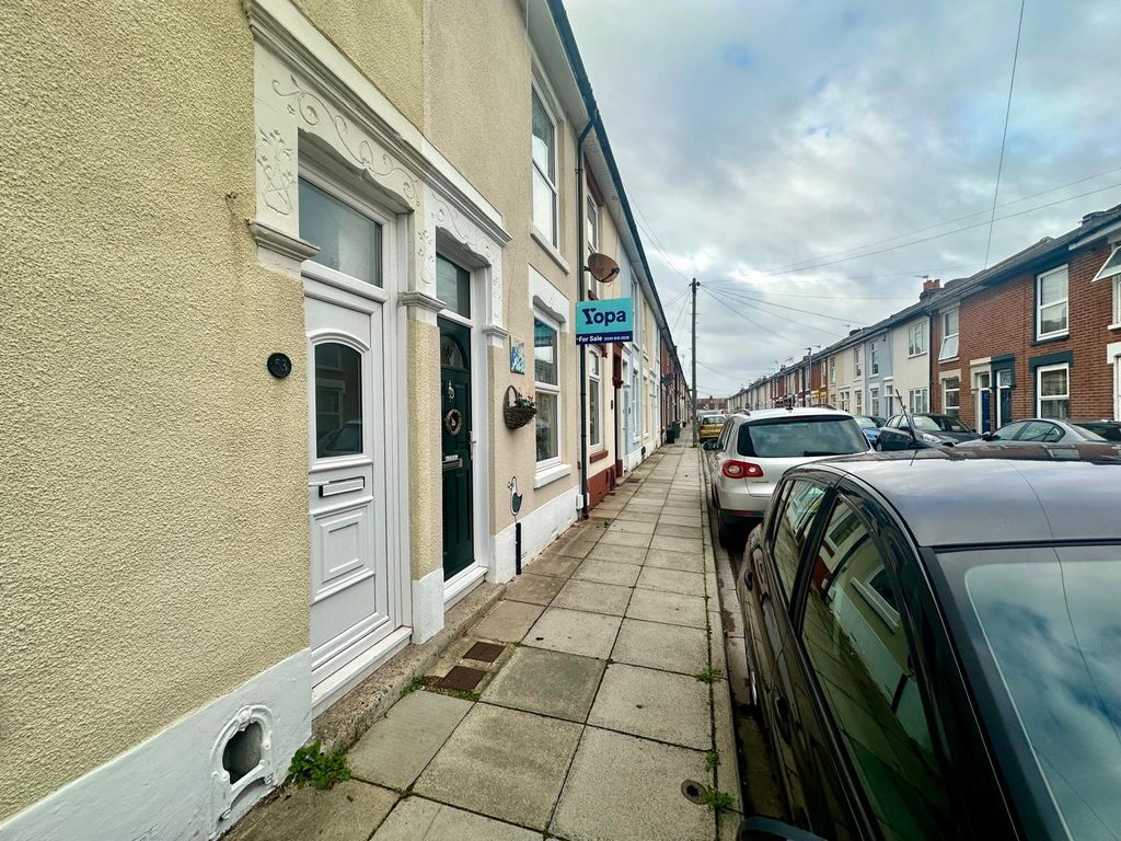 Property photo 2 of 15 Front (1)