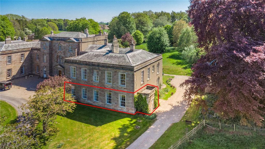Property photo 1 of 17 Foss House