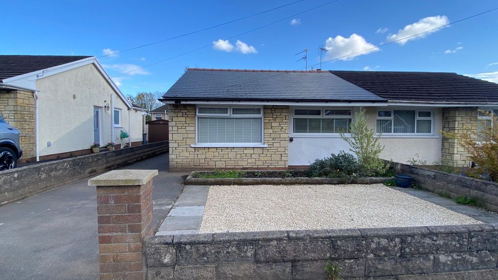 Property photo 3 of 23