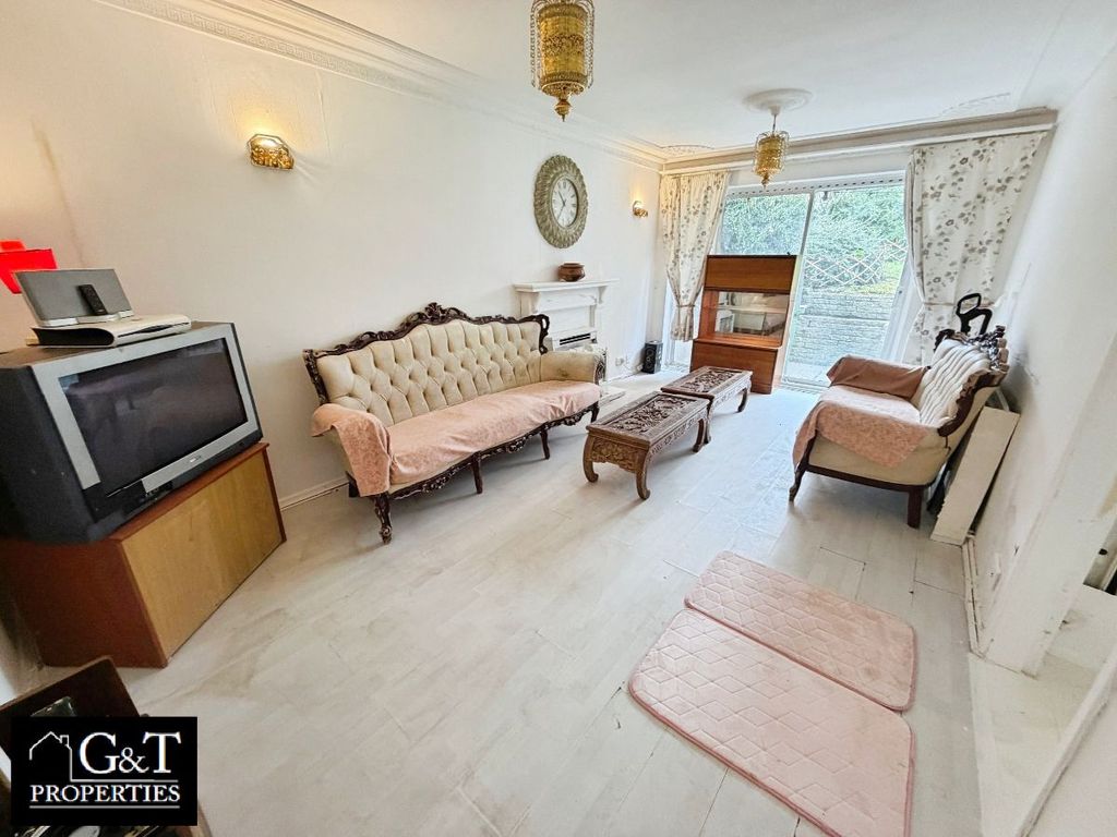 Property photo 3 of 29