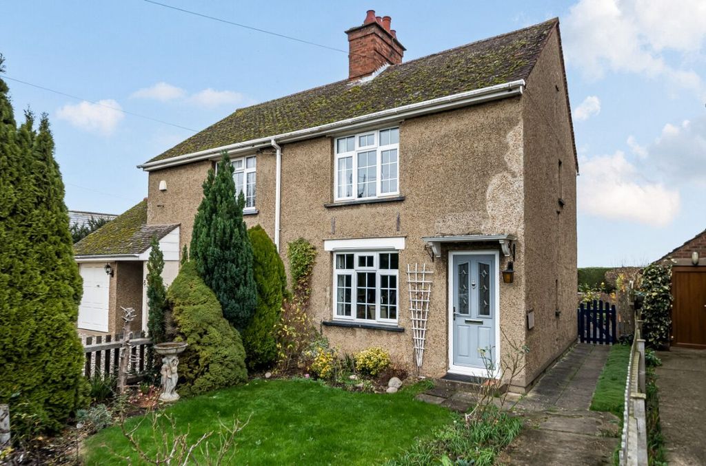 Property photo 1 of 21