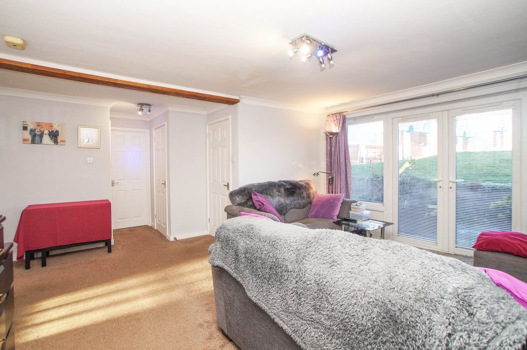 Property photo 3 of 13 Dining Lounge