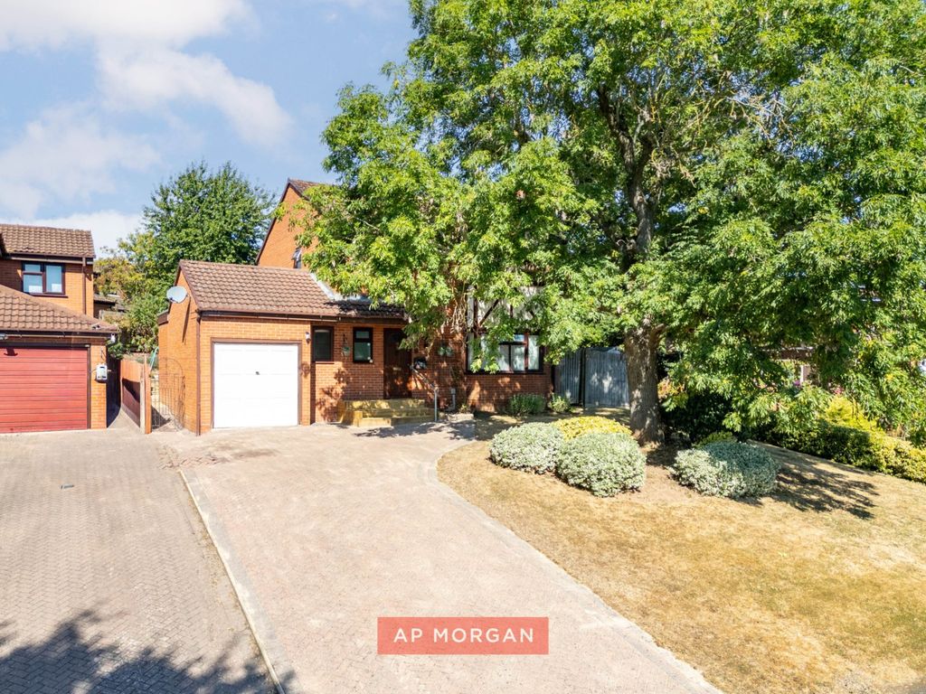 Property photo 1 of 22 Picture No. 23