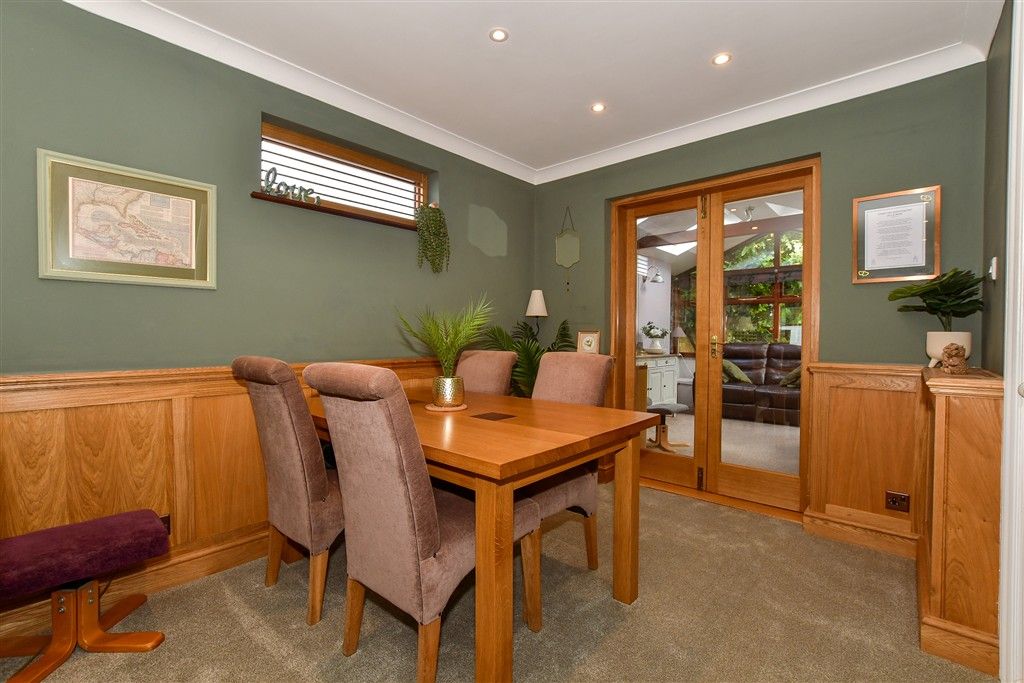 Property photo 3 of 19 Lounge/Dining Room