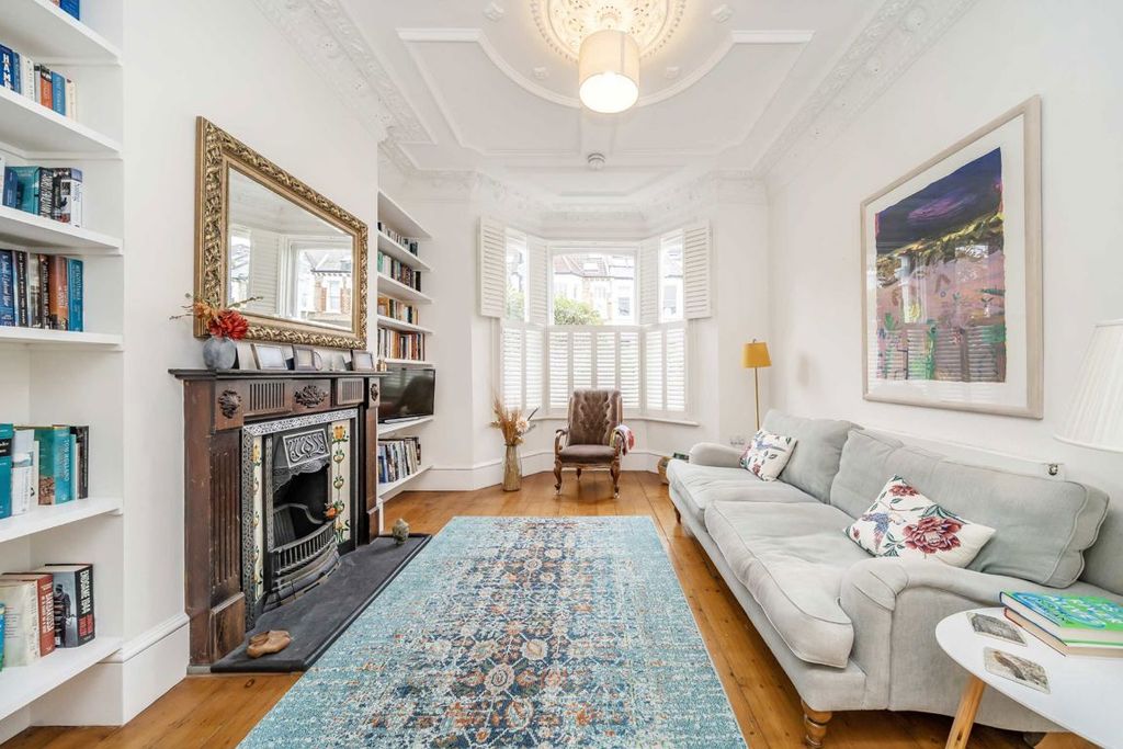 Property photo 2 of 15