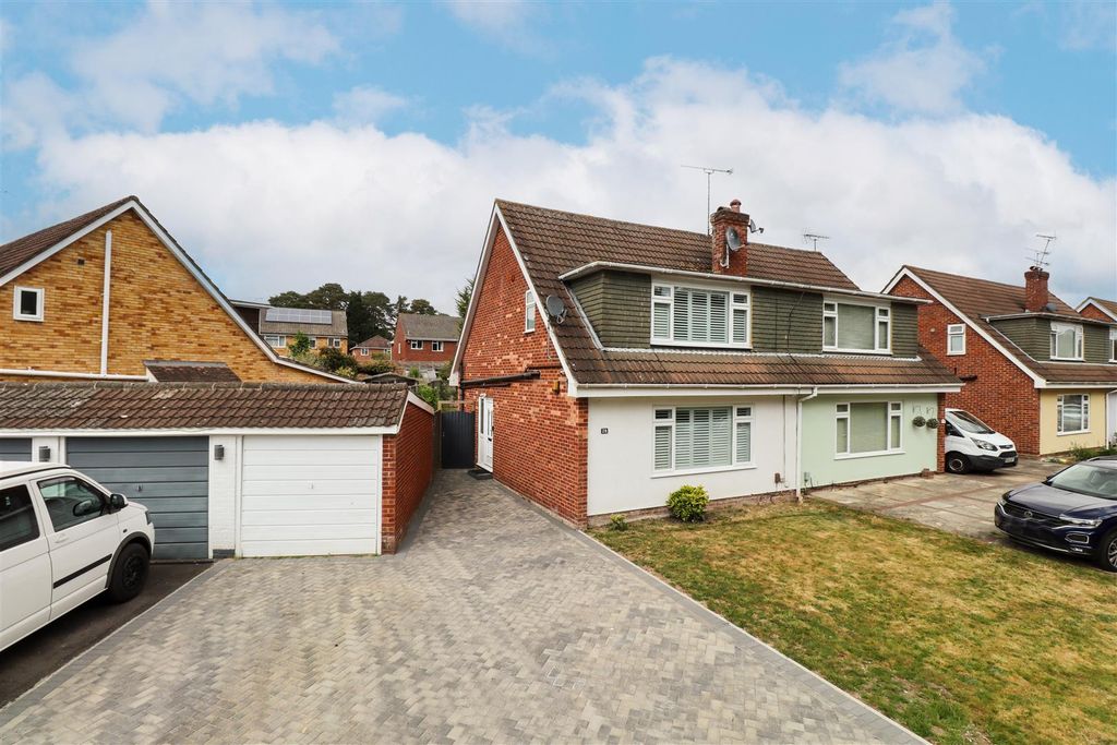 Property photo 1 of 18 Front