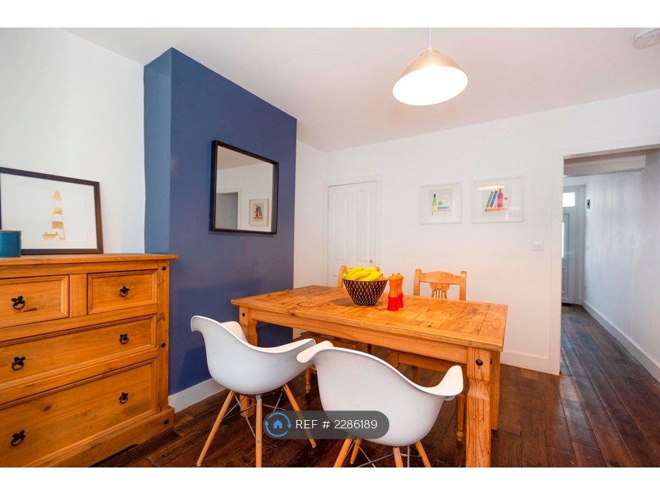 Property photo 3 of 12 Dinning Room