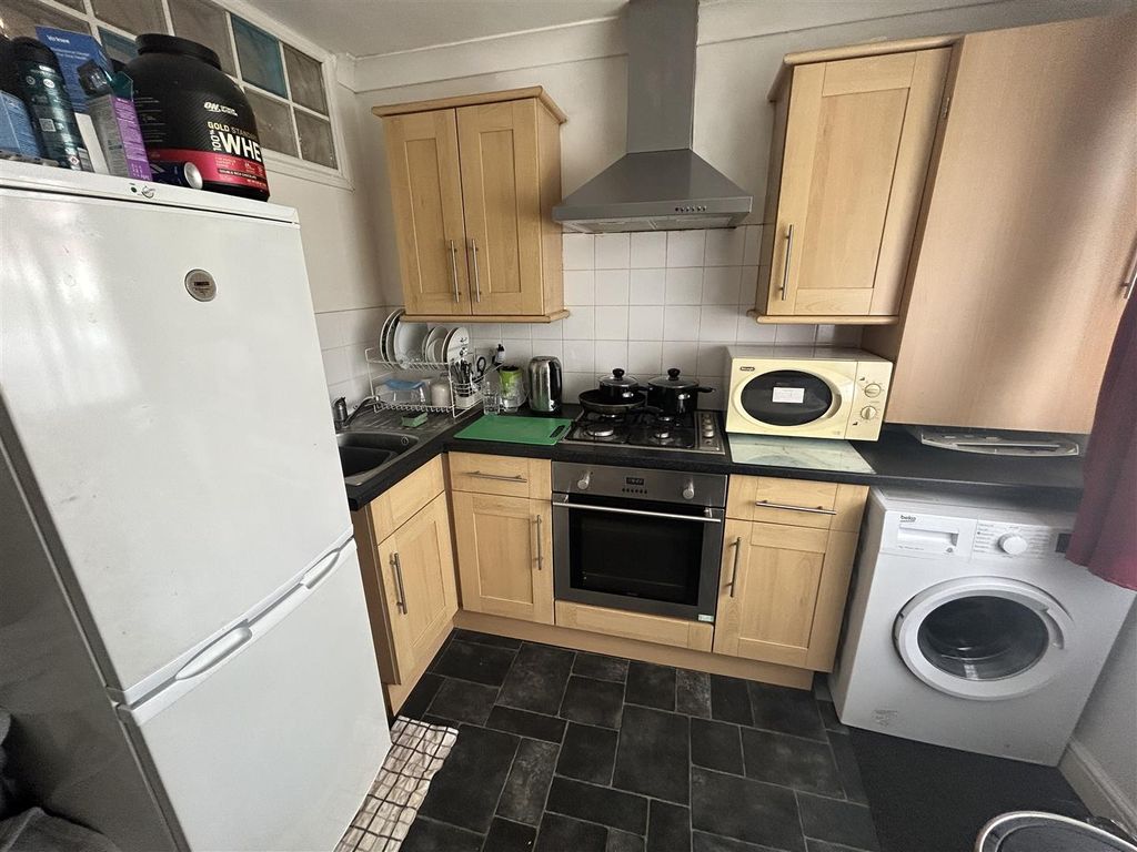 Property photo 2 of 6 Img_2293.Jpg