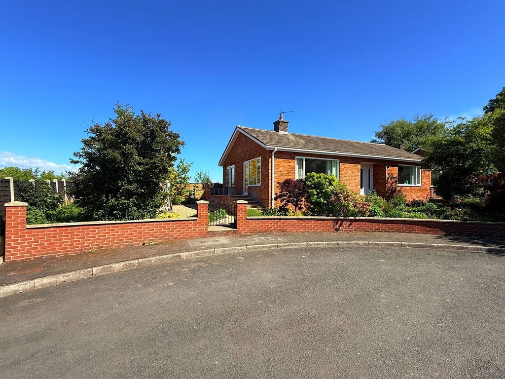 Property photo 1 of 22