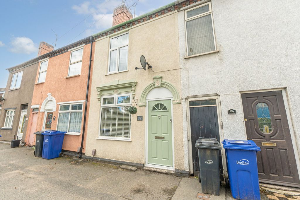 Property photo 1 of 18