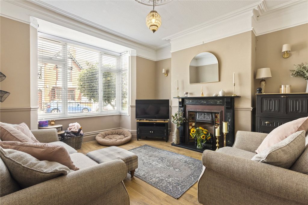 Property photo 3 of 36 Picture No. 75