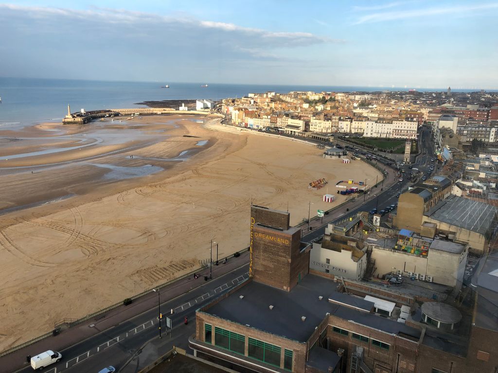 Property photo 3 of 8