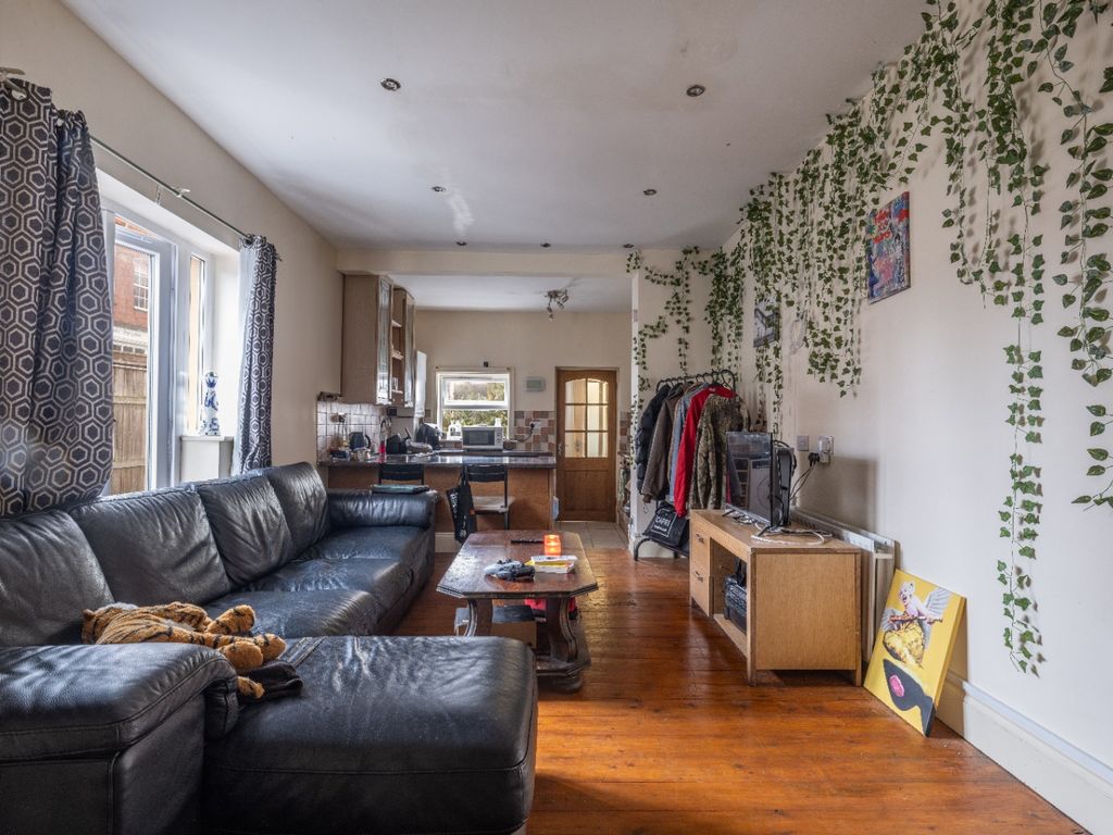 Property photo 1 of 6 3643500