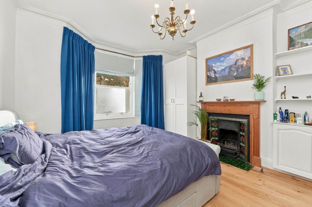 Property photo 3 of 9 Picture No. 40