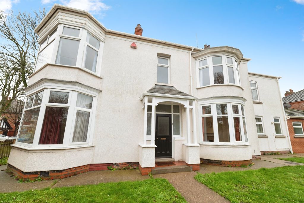 Property photo 1 of 27