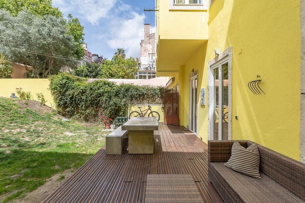 Property photo 1 of 52