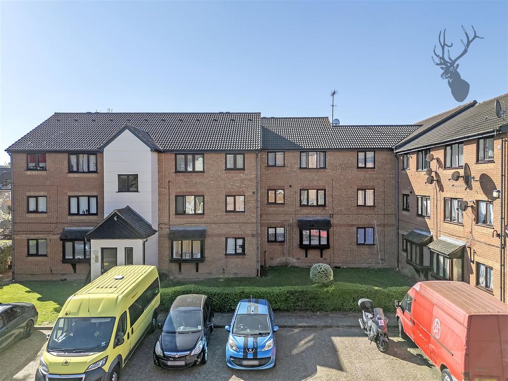 Property photo 1 of 11