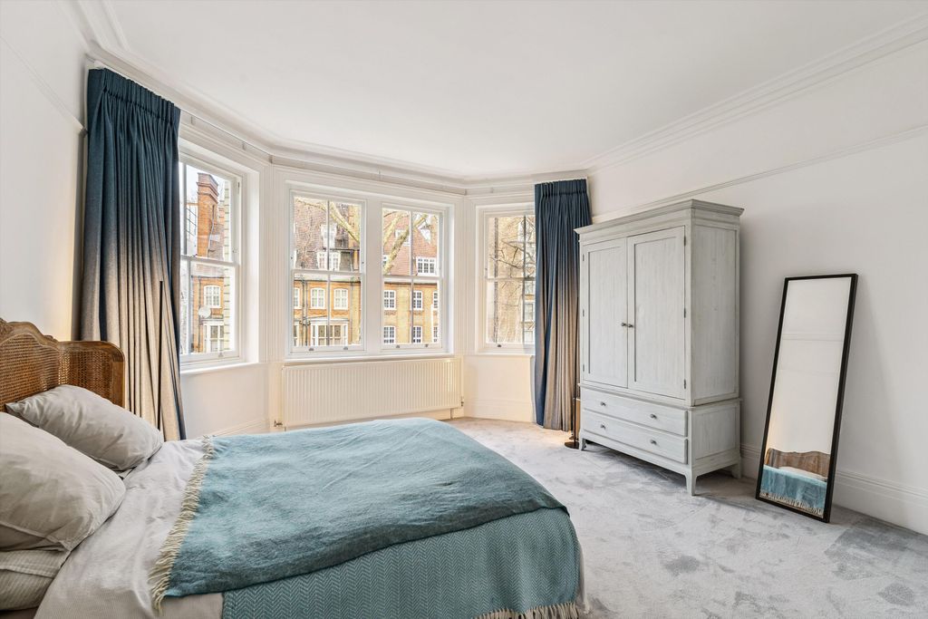 Property photo 2 of 15 Image