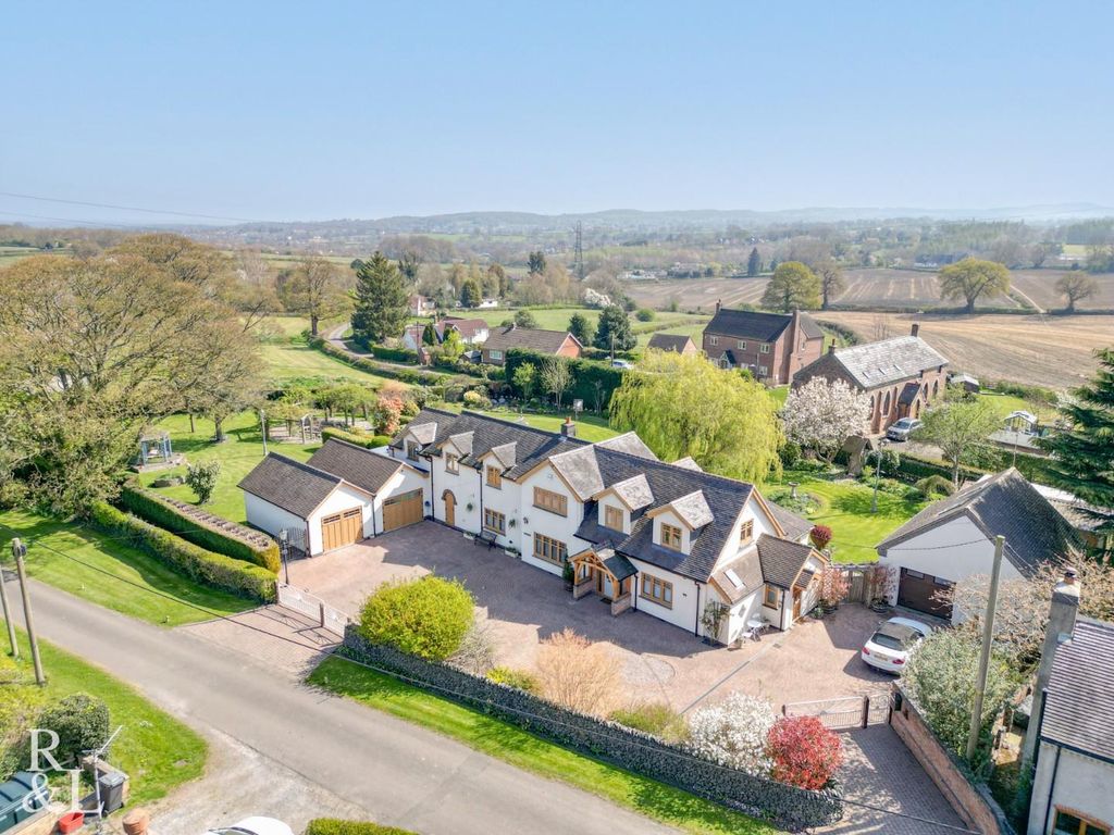 Property photo 1 of 51 Moorlane (2).Jpg