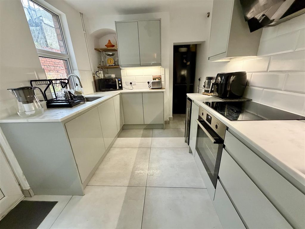 Property photo 3 of 11 Img_0208.Jpeg