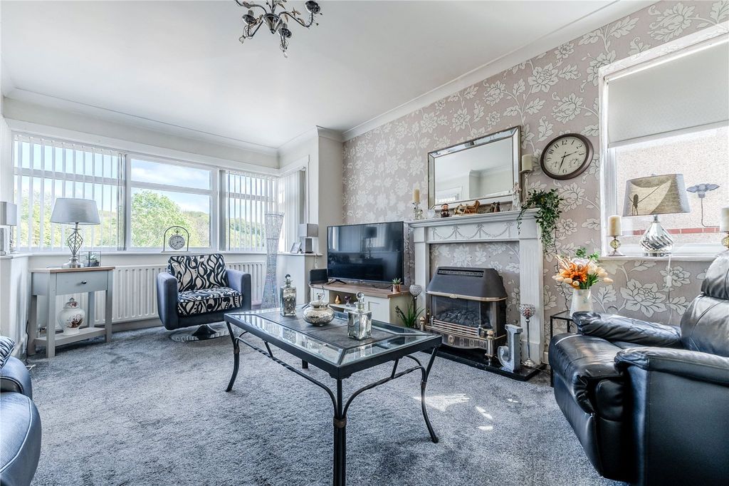 Property photo 2 of 21 Picture No. 08