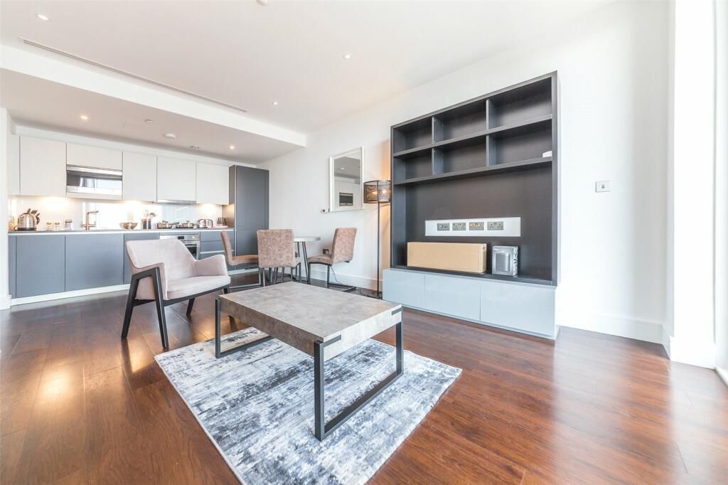 Property photo 2 of 18 Living Room