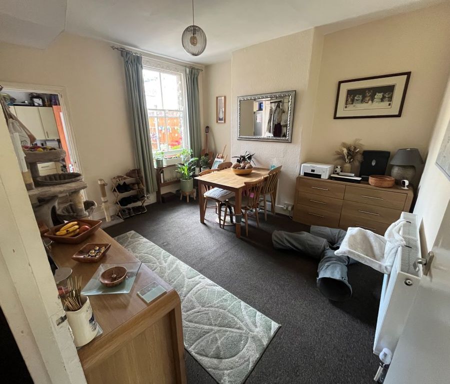 Property photo 3 of 12