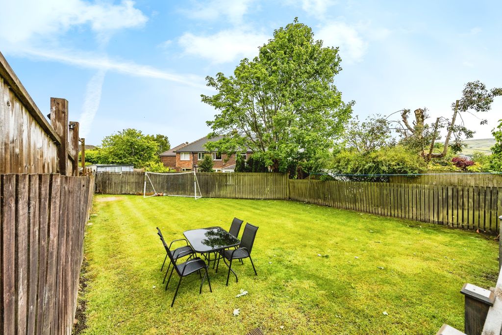 Property photo 3 of 20 Rear Gardens