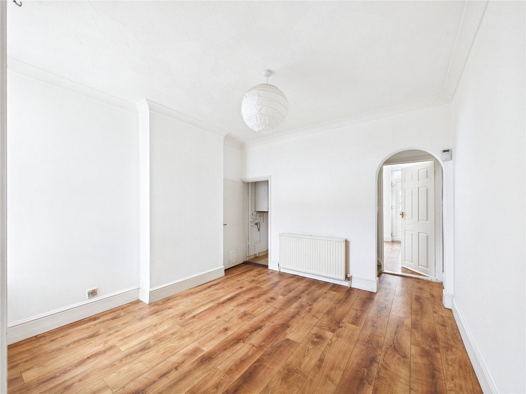 Property photo 2 of 9 Picture No. 03