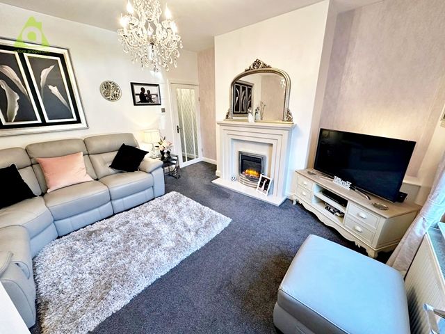 Property photo 3 of 21